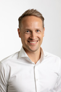 Dr. Karl Ruhl